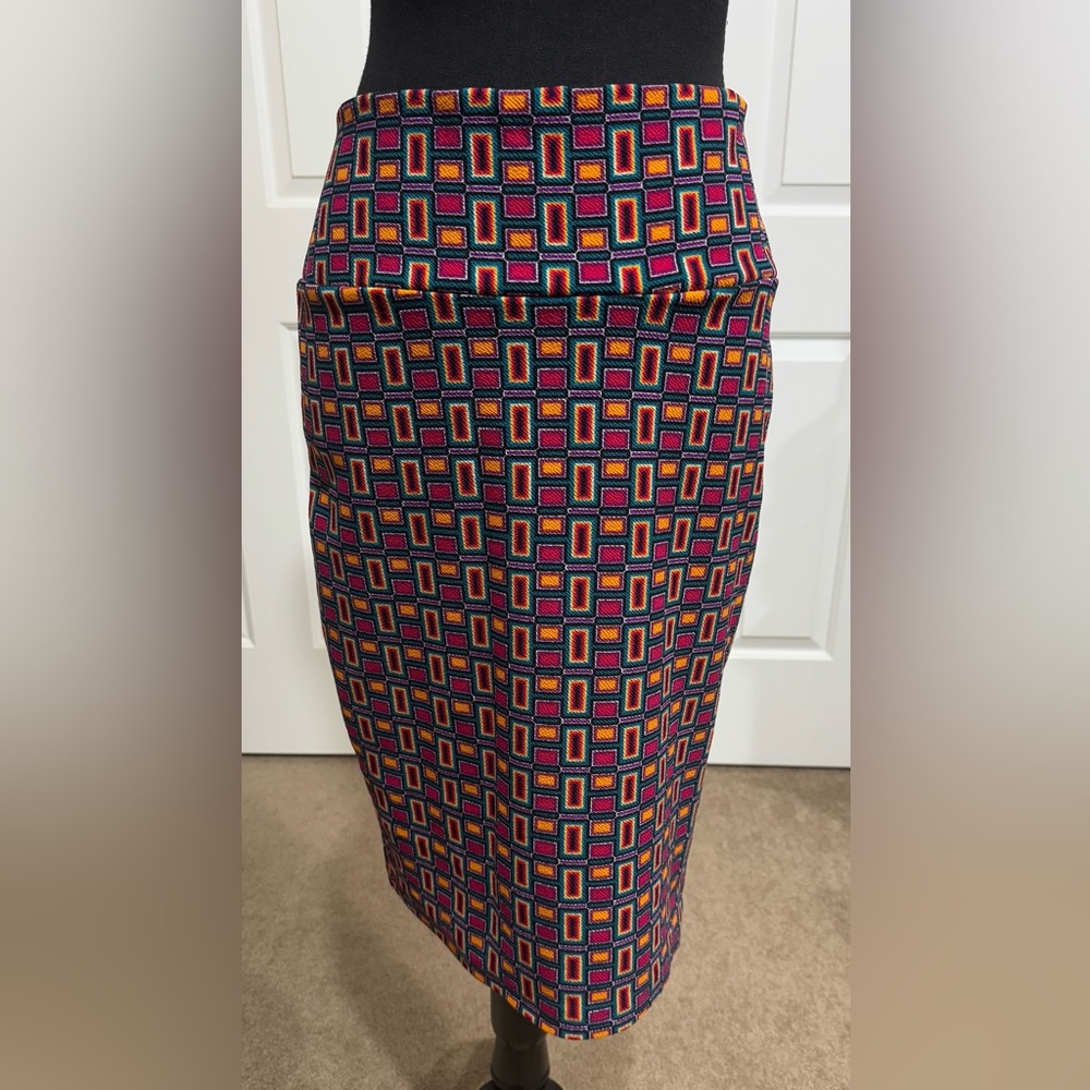 LuLaRoe M Cassie